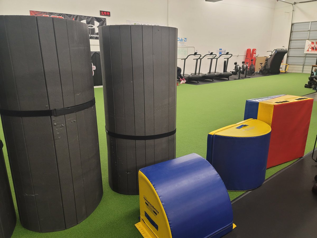 AthleticBeyond's tweet photo. Getting ready for Tumbling clinic this weekend. #CommUNITY #Availabilty #Access https://t.co/6JihVEWhf4