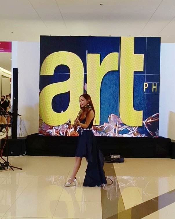 mh_dominiquec's tweet photo. Thank you Sir Ram Mallari Jr. 💕
The ManilaBang Show✨
Exhibit runs from December 8 - 11 at Festival Mall, Alabang, Muntinlupa Metro Manila
@TheManilaBang
--
#TheManilaBangShow2022 #TheManilaBang #OneBigShow #TheManilaWay #ContemporaryArt #Violinist #art #FestivalMall https://t.co/MQGgK5cU1G