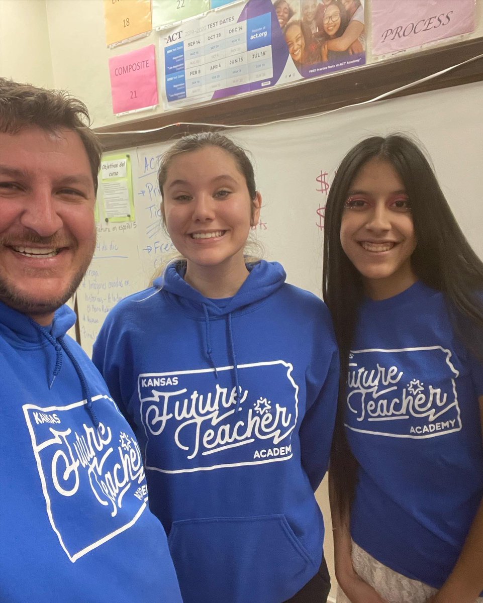 KS Future Teacher tweet media