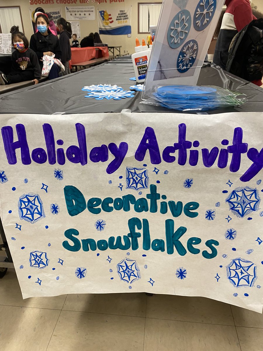 Edison_OMSD's tweet photo. Making beautiful ornaments and lasting memories! Family craft night:) #Edisonstrong https://t.co/r8giqgAt16
