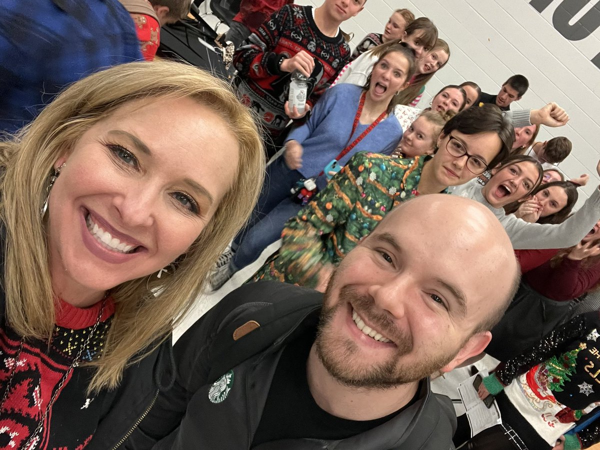 It's Friday Night Speech &amp; Debate! Coming home with bids to State and top 6 placements: Korren Cullom, Averie Myers, Ben Glidden, Maggie Somerville, Lynae Friddle, Mindy Johnson! Team members also scored tops in rounds and achieved personal goals. Panther Proud of this Team! 🏆🐾