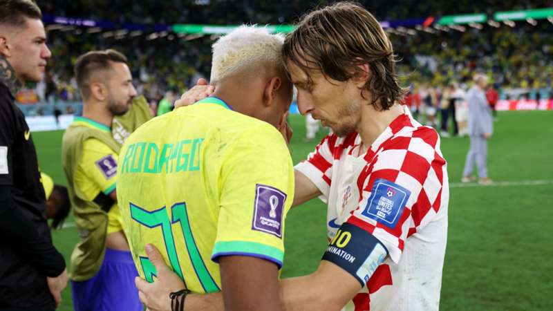 sports_tak's tweet photo. Modric empathises with Rodrygo after penalty miss - 'He will get stronger'
https://t.co/j4foiDaHBb
#Modric #Rodrygo #sportstakfifaupdates #FIFAWorldCup #BRAvsCRO #Neymar @lukamodric10 https://t.co/3XPMQVOsox