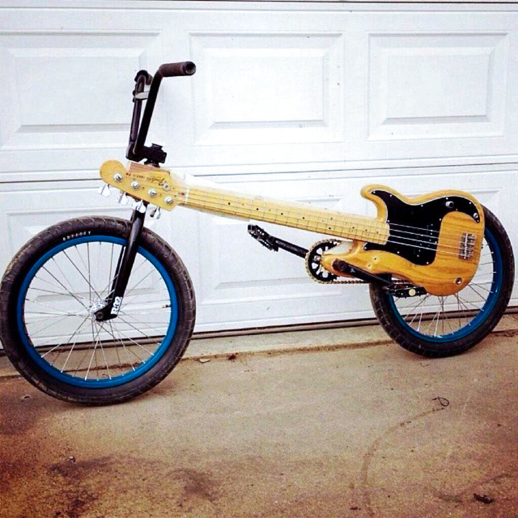 🚲 The Bass Bike

#bike #bicycle #bass #musicproduction #producer #music #instrument #makingmusic