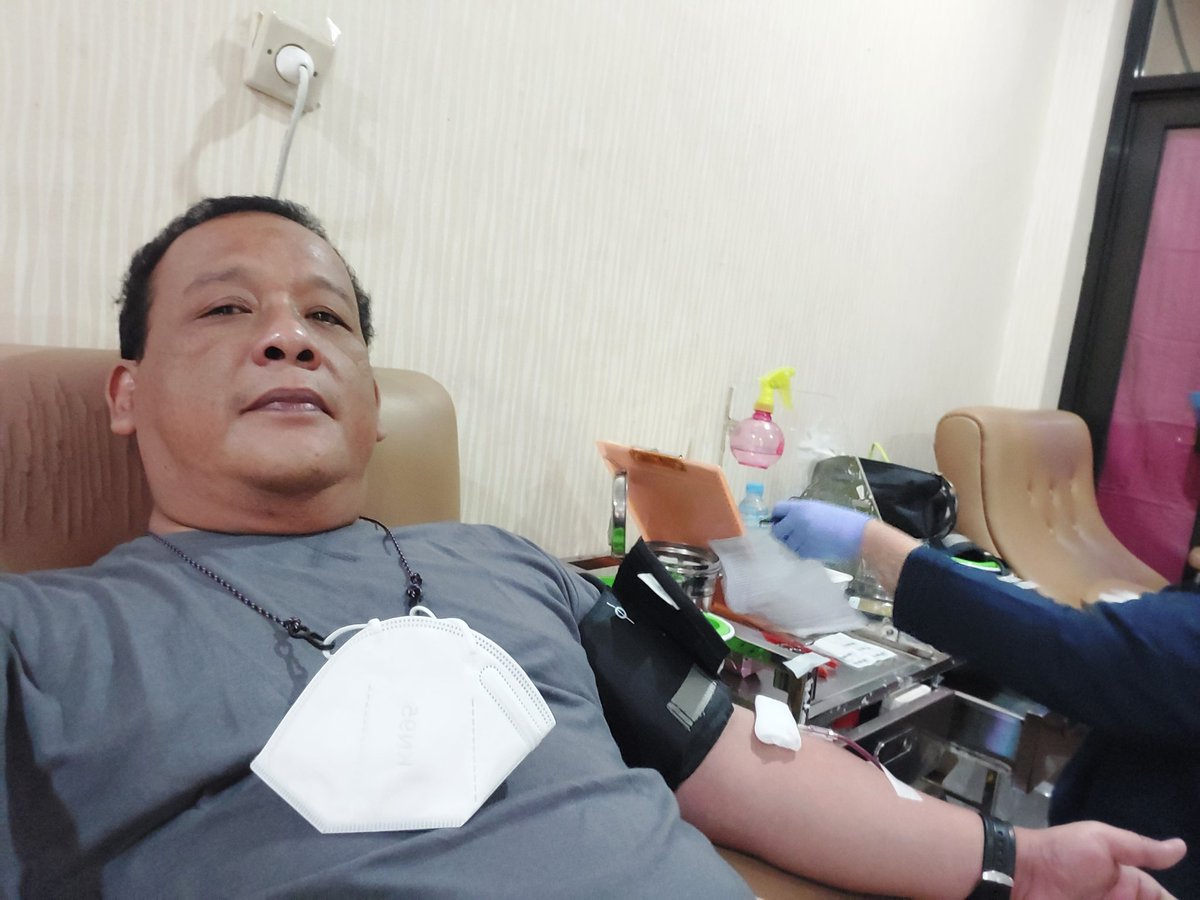 krartoko's tweet photo. Alhamdulillah, Puji Tuhan dapat kesempatan lagi utk sedekah darah #sedekah #donordarah #pmi https://t.co/yWcyvQCjE8