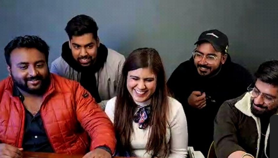 DasWishes's tweet photo. It was a great time to witness the #realme10ProSeries5G #UnboxrealTime a masterpiece by the @realmeIndia with #CurvedDisplayNewVision
Thanks alot for this opportunity @MadhavSheth1
@FrancisRealme @KocharBazul
@harisree24
@AayushiiiSingh https://t.co/LnLRU8x5Io