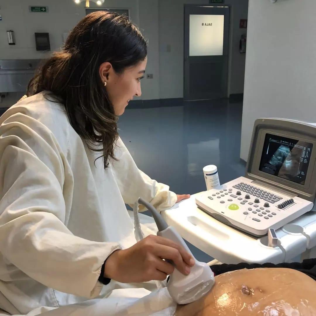 We finished our #GIA Reproductive semester with practical theoretical workshop: High-risk pregnancy: maternal and fetal vitality. We thank Dr. Jacobo and Dr. Luis Guzmán for their teaching. #Anatomy #UANL