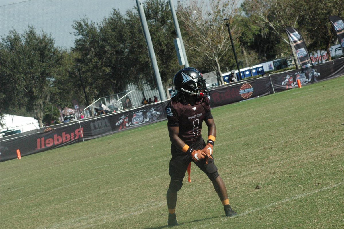 DariusDenmark0's tweet image. These are Some pics from nationals in Florida we came 3-1 #8grade @AlPopsFootball @Airsportsgroup1 @SportzFarm @__ShockTheWorld @OTTYF1