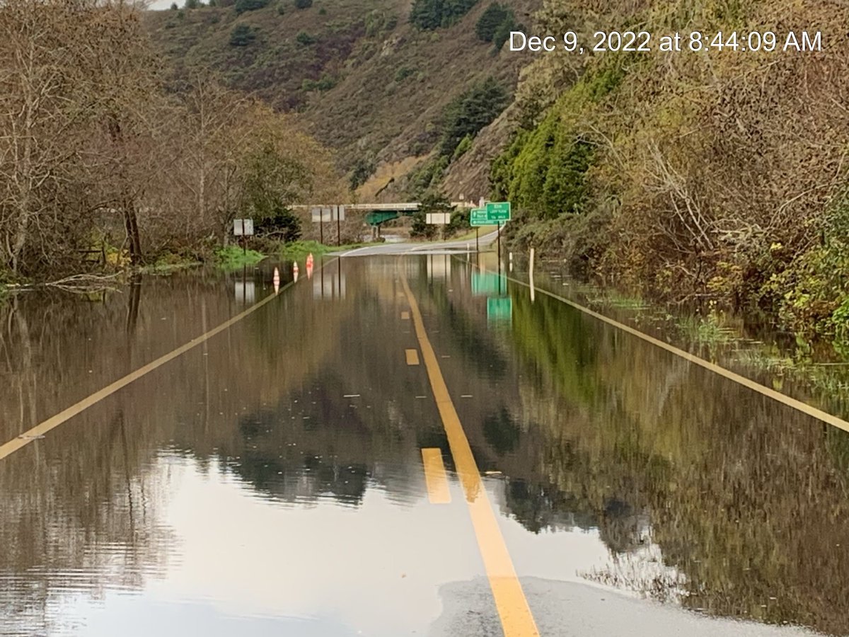 CaltransDist1's tweet photo. 🚧TRAFFIC ALERT: Route 128 remains closed in Mendocino County from Route 1 to Navarro (post miles 0-12) due to flooding. Please check https://t.co/faudYOtp7p or the Quickmap app for the latest road conditions. The photos were taken Friday on SR128.
#Route128 @CaltransDist1 https://t.co/xOYCoe313w