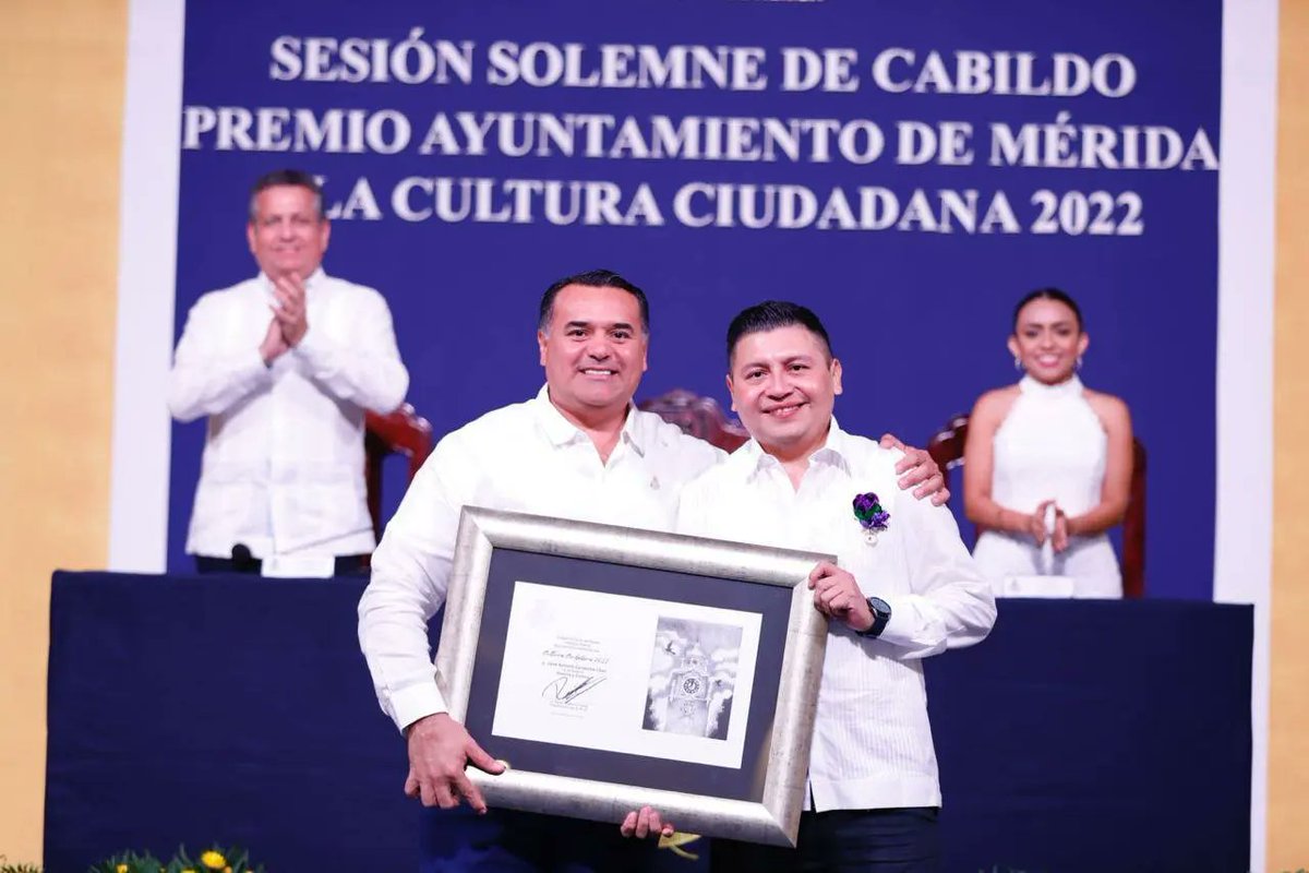 AyuntaMerida's tweet photo. Desde el Ayuntamiento felicitamos a Giovanna González Ortiz, Jorge Carlos Regla Villanueva, Jhon Enherenberg Enríquez, Anselma Chalé Euan, José Antonio Escalante Chan, Miriam Peraza Rivero y Rafael Morcillo López por ser merecedores de este gran reconocimiento. ¡Enhorabuena! https://t.co/0zWpVmfT3w
