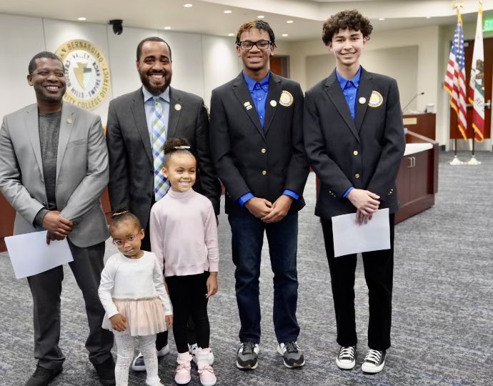 Rialto Unified School District tweet media