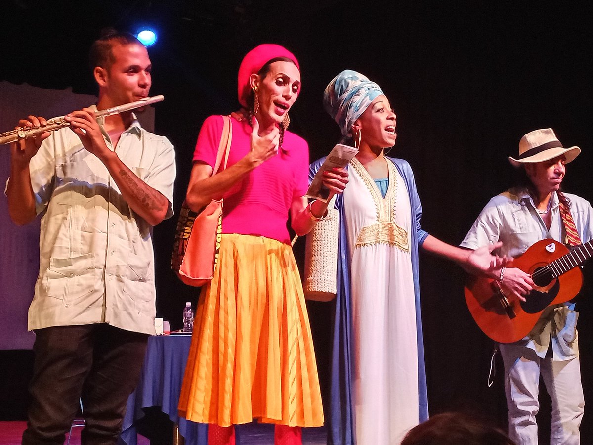 MrCasales's tweet photo. #obracandela 🔥
#teatrocubano #teatro🎭 #candela #perlarosa #nochedeteatro https://t.co/1wpvAu72vQ