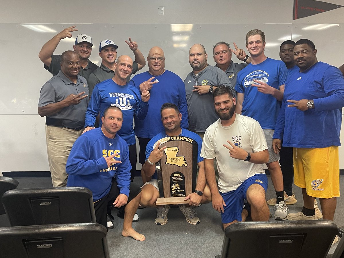 SteinWayne's tweet photo. Missing one of my coaches, but can’t say enough about my staff they are unbelievable coaches and even better people.#blessed#expandthebrand https://t.co/E4Bo9I1e9N