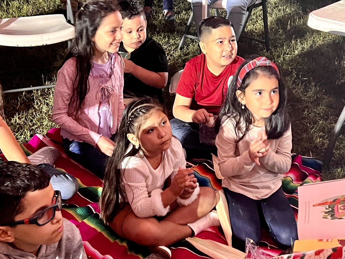 Sharon_2113's tweet photo. We enjoyed watching children practice their tamale making skills with masa as they listened to “Abuela” read, May Your Life Be Deliciosa by Michael Genhart. #Biliteracy #LFCISD #hawkpride 💙🤍 https://t.co/DvjicYSWWp