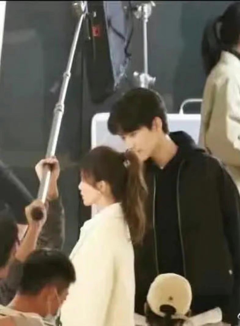 Dramas Cbiz On Twitter On The Set Only For Love Onlyforlove 以爱为营 周柯宇 Zhoukeyu 白鹿 白鹿 Dramas Cbiz On Twitter On The Set Only For Love Onlyforlove 以爱为营 周柯宇 Zhoukeyu 白鹿 白鹿