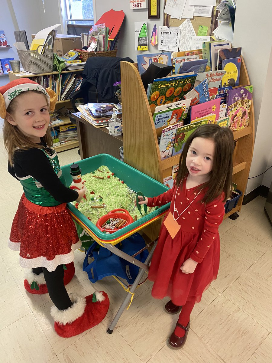 ICSColliers's tweet photo. We had a wonderful day with the newest members of our ICS family. So proud of our older Ss, who took on a leadership role, assisting with the sessions. See you all again in the new year! #kinderstart @NLESDCA https://t.co/PNk696l4x0