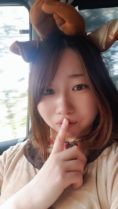 次の動画は、toromiトナカイになりまーす✨🎄 https://t.co/aCXCmuABo5<a href="/tag/cold"class="tags"><span>#cold</span></a><a href="/tag/%E5%AF%92%E3%81%84"class="tags"><span>#寒い</span></a><a href="/tag/%E9%A0%91%E5%BC%B5%E3%82%8D%E3%81%86"class="tags"><span>#頑張ろう</span></a><a href="/tag/%E6%9C%9D%E9%A2%A8%E5%91%82"class="tags"><span>#朝風呂</span></a><a href="/tag/%E6%B8%A9%E3%81%8B%E3%81%84"class="tags"><span>#温かい</span></a>