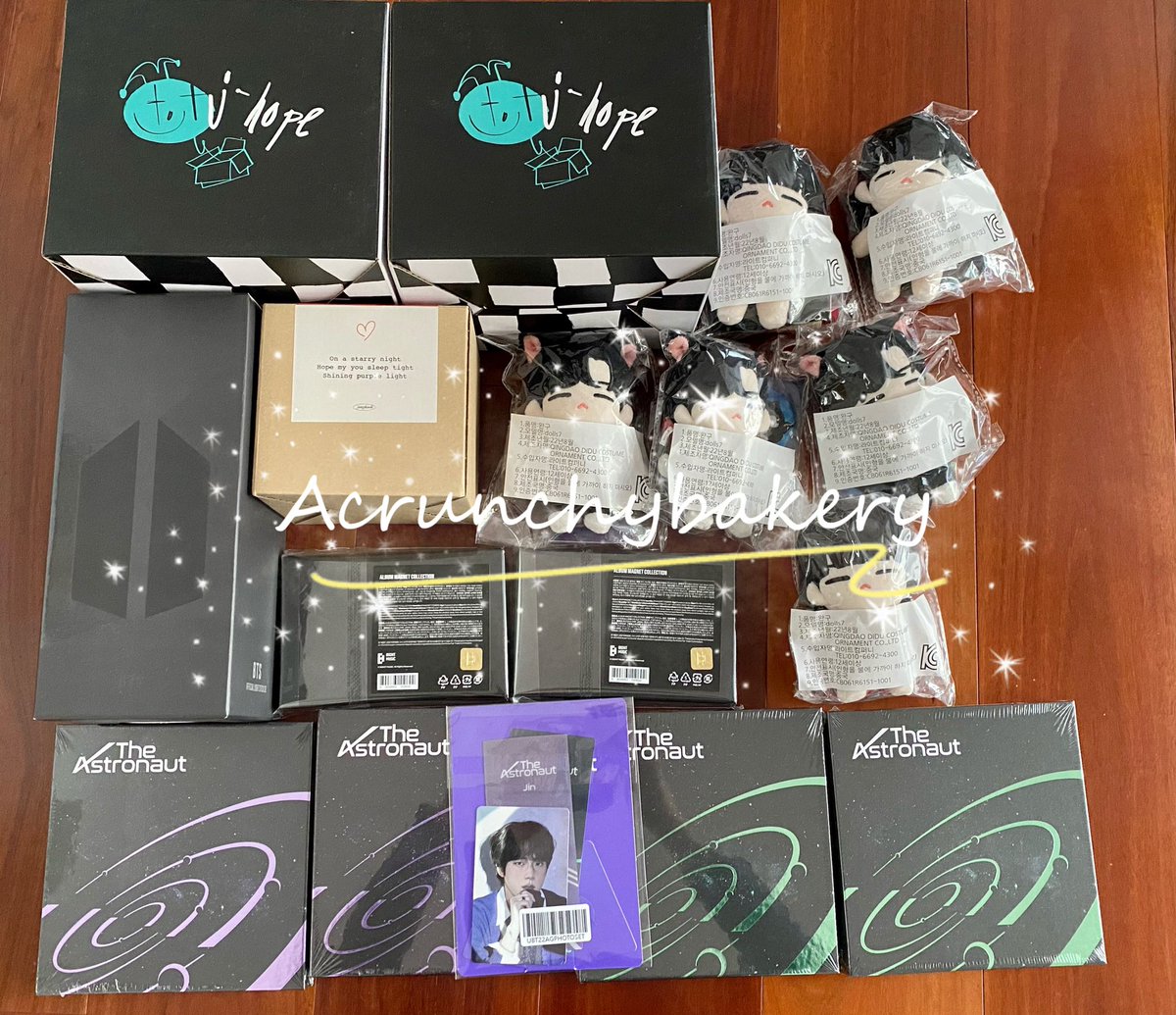 ACB_Noncrunchy's tweet photo. 【Shipment Updates 】📦
DL: 11:58pm 19/12/2022

📍Please check your email 
📍We only keep your items in 7 days 
📍If you didn’t received your email from us, please DM as soon as possible
Any questions please DM @ACB_Noncrunchy or @acrunchybakery_ https://t.co/Kw94vhfjVi