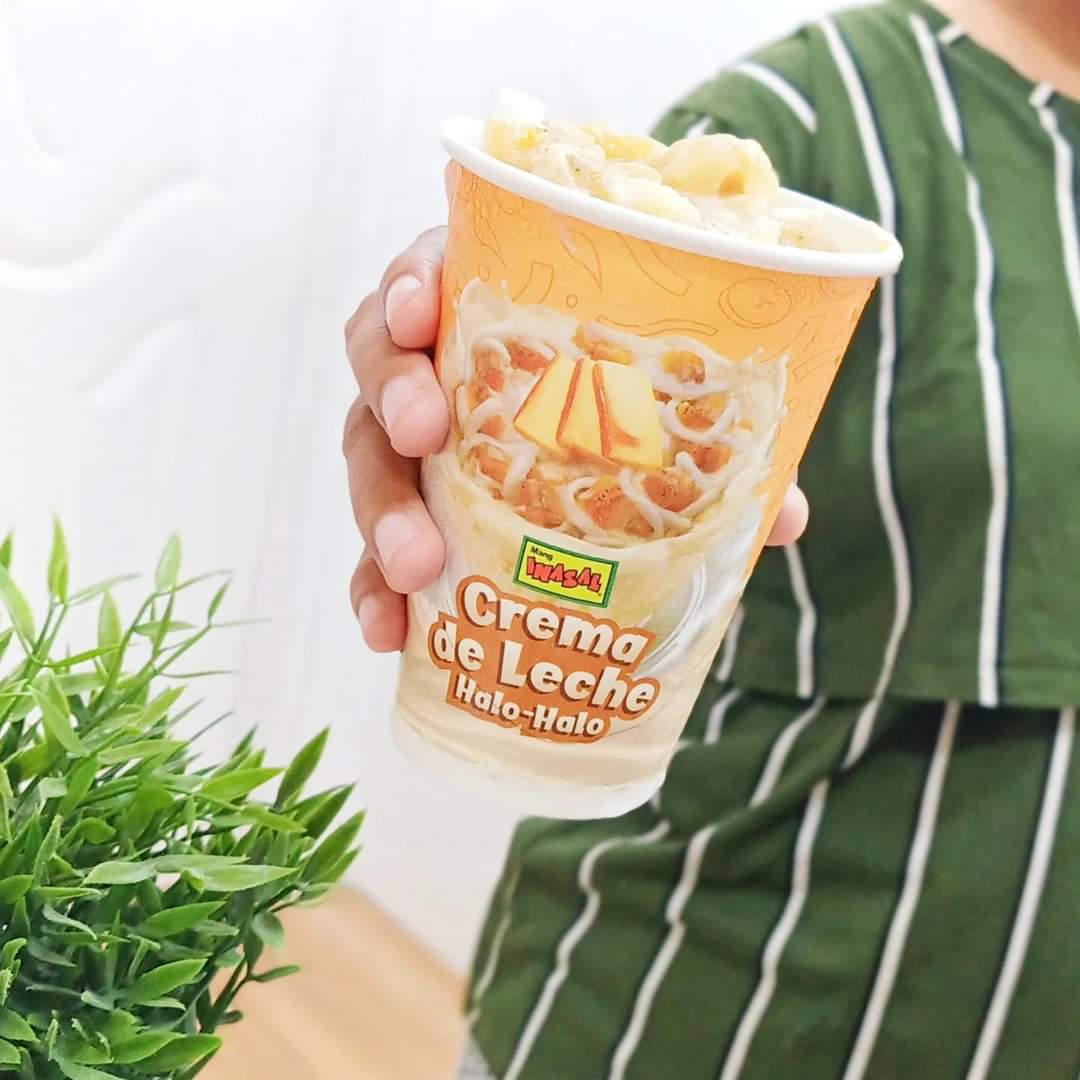 dearmomsph's tweet photo. All-time favorite #MangInasalCremaDeLeche Halo Halo! Made special with leche flan, macapuno at caramelized banana for only 55 pesos! Order now!  https://t.co/hsGtR0j7UM 

@iammanginasal
#ILoveMangInasal #MangInasal #dearmomsph  #foodie #foodieph https://t.co/73cYA3YK8K