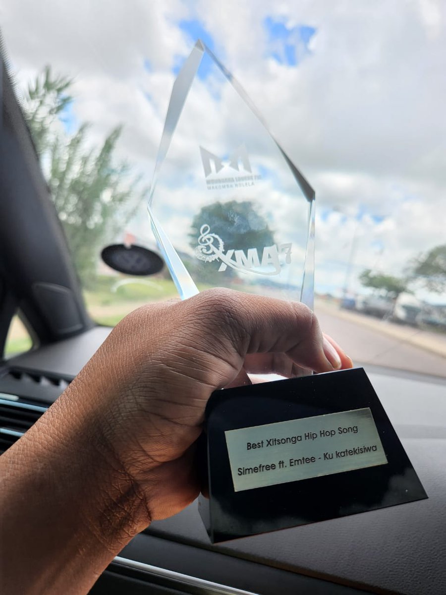 Simefree's tweet image. Simefree ft @emteerecords - Ku Katekisiwa isn't just a song. 👌👌👌👌👌👌👌👌👌👌👌👌. It's an award winning track👑