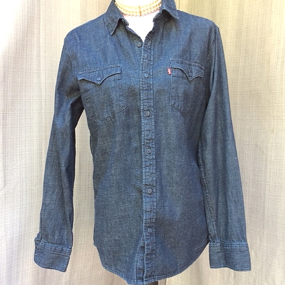 silvanuzshka's tweet photo. So good I had to share! Check out all the items I'm loving on @Poshmarkapp #poshmark #fashion #style #shopmycloset #levis #incinternationalconcepts #bloomingdales: https://t.co/ksqSz3nHne https://t.co/smgNA9AAmG