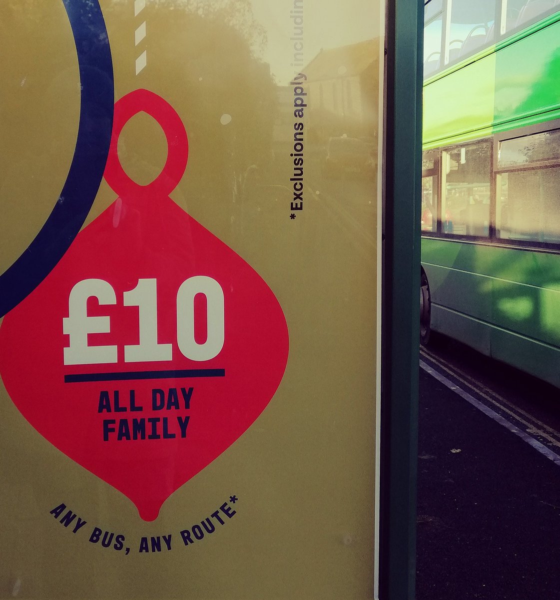 joolsbaker's tweet image. 10. #daycemberphoto
#365in2022
#BusStopChronicles