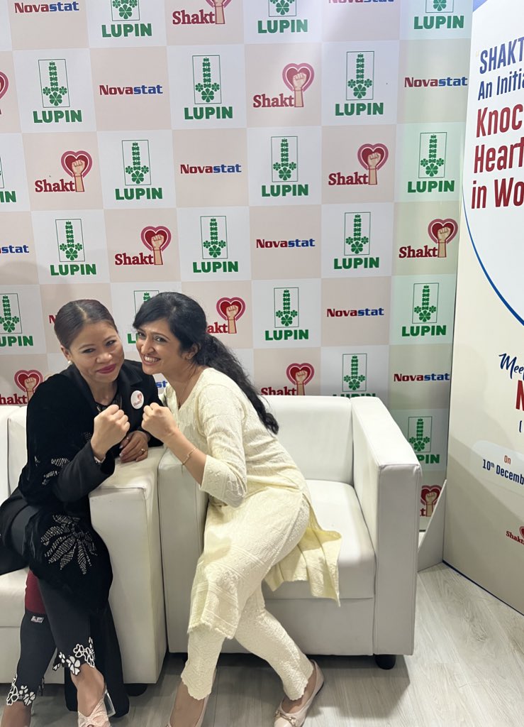 purviparwani's tweet image. Highlight of #CSI2022- got to hug Mary Kom @MaryKomMovie 

Thank you @CsiChennai! So star struck!! Love the campaign of beating CVD in Indian women! #Shakti 
@AnkurKalraMD @HarshGMD @vineetao17 @senguptasp @kamalcardiodoc1 @PriyaJagia @DrRajeshG1 @dr_benoy_n_shah @NishithChandra