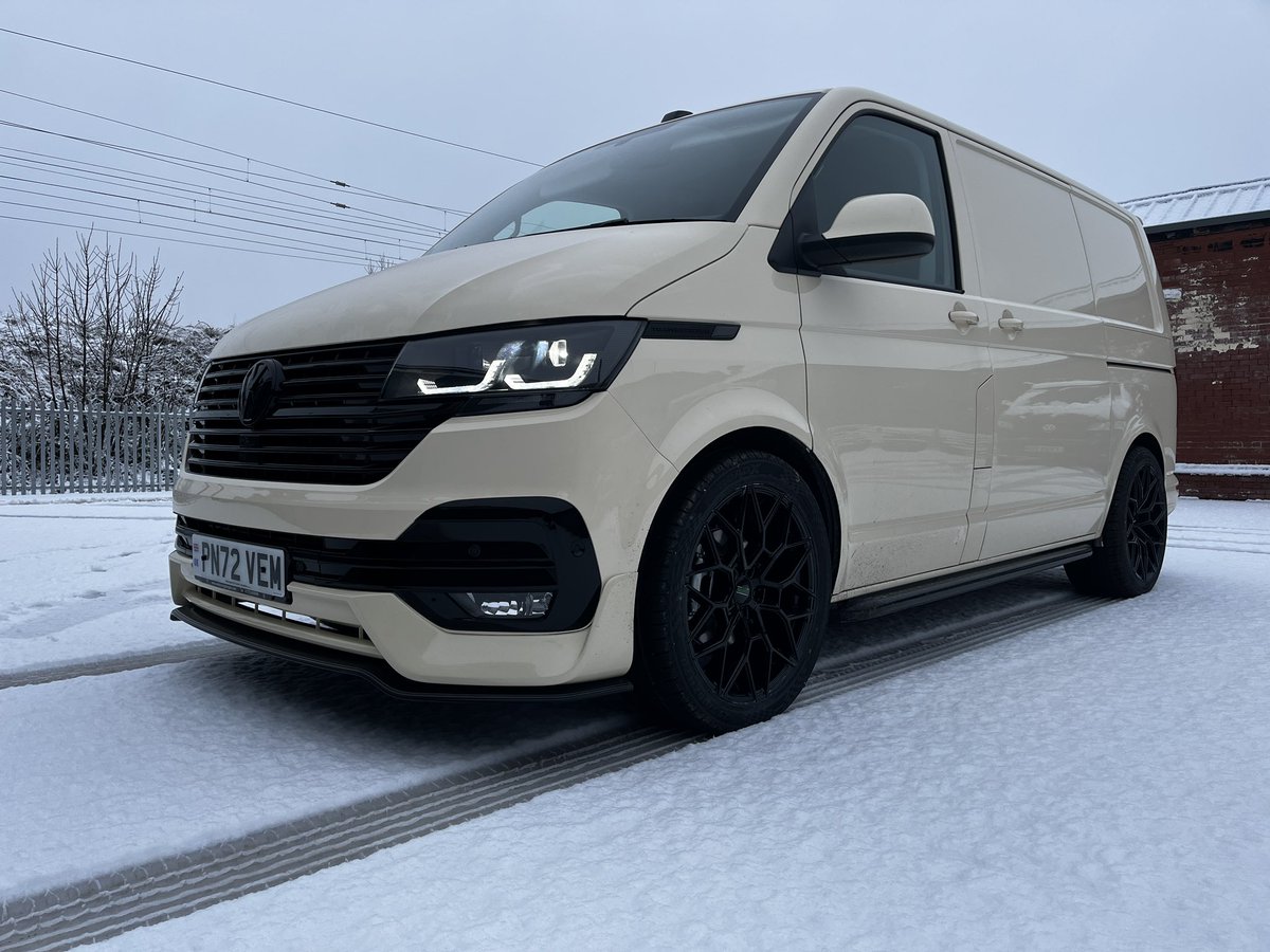 PaulClensey's tweet photo. Nothing like a white background to help show off an ivory van.
#vwtransporter #vwkombi #lightivory #freedomconversions #snow #modifiedvans #vwcamper https://t.co/K539VUHzOH