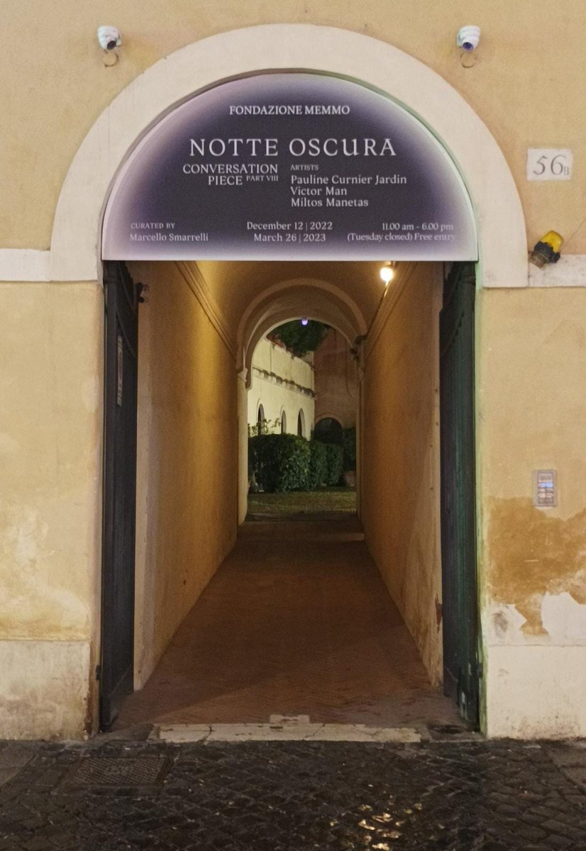 Almost ready for the vernissage of #NotteOscura, the eighth edition of #ConversationPiece! The exhibition, curated by @MarcelloSmarrelli, will include works by #PaulineCurnierJardin, #VictorMan, #MiltosManetas.
See you at the Fondazione Memmo on Monday 12 December from 18 to 20!