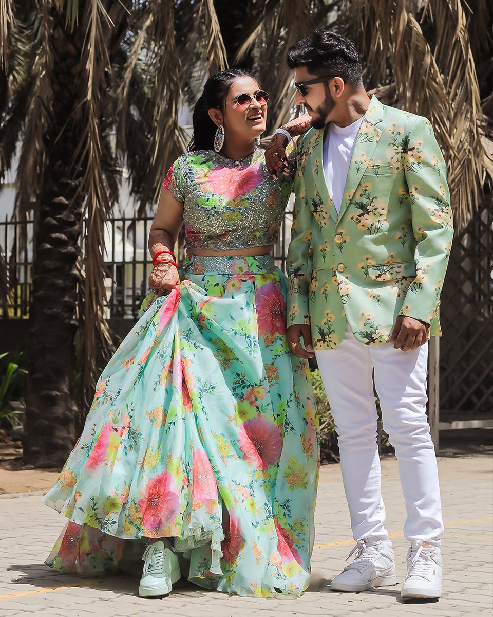AsoPalavTweets's tweet photo. Asopalav clients Harshil & Neha dressed up impeccably in our luxury lehenga & sherwani for their traditional Indian wedding.
Book an Appointment - https://t.co/1l7GHVljEP
#asopalav #wedding #lehenga #asopalavbride #indianwedding #bride #royalbridallehenga #royalwedding https://t.co/OkSwxPSXEP