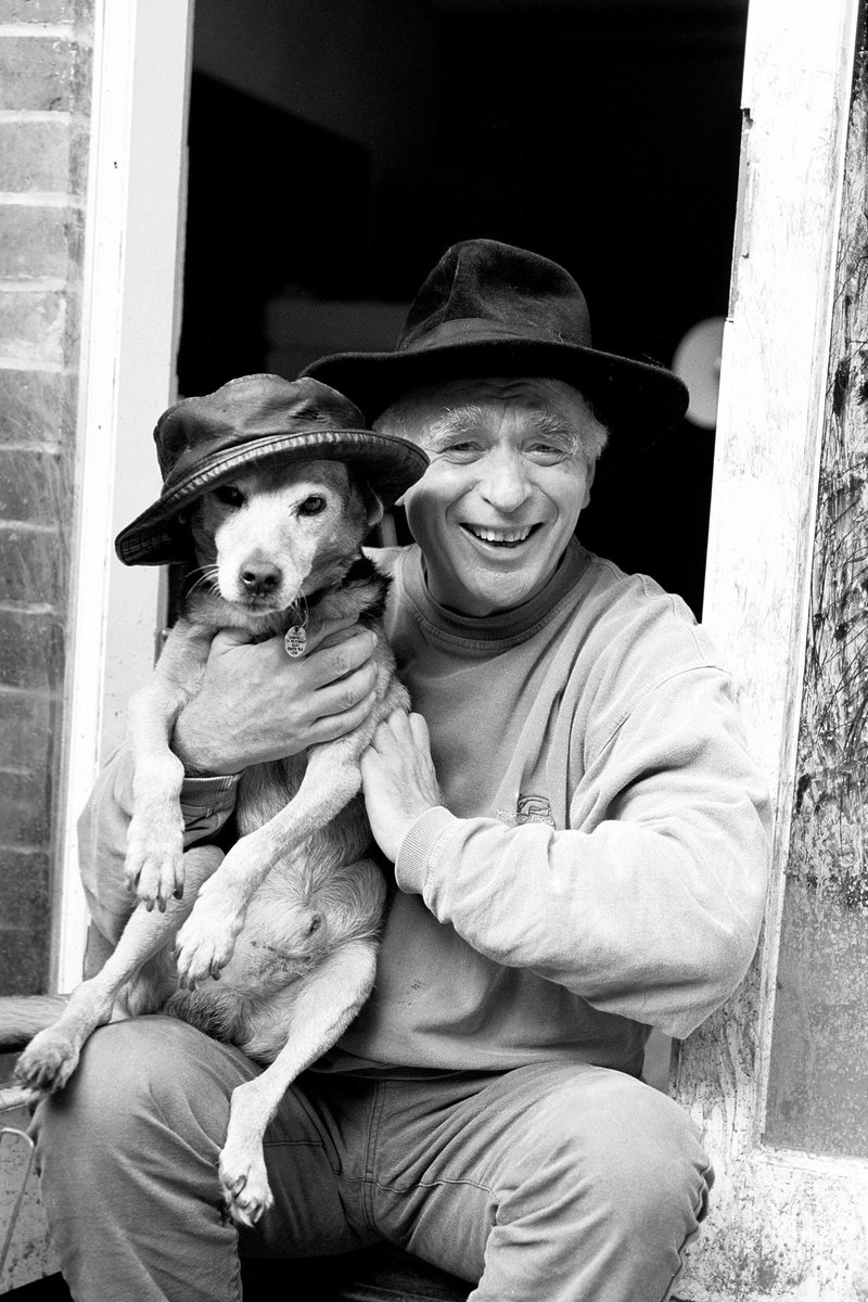 schoolofnight's tweet image. Happy Birthday, Guv'nor. BOTD 1941 #MakeItHeroic #IsItAThing #StickToTheFunnyStuff #ReadDifferentBooks