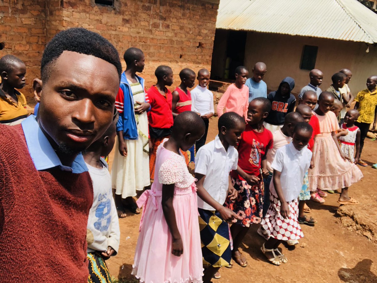 kelvin_orina6's tweet image. Keep smiling with us until that day your willing to become a family with and what ever you can afford #retween #like #donate 
#DivinelyConnectedToOthers❤️❤️❤️🙏