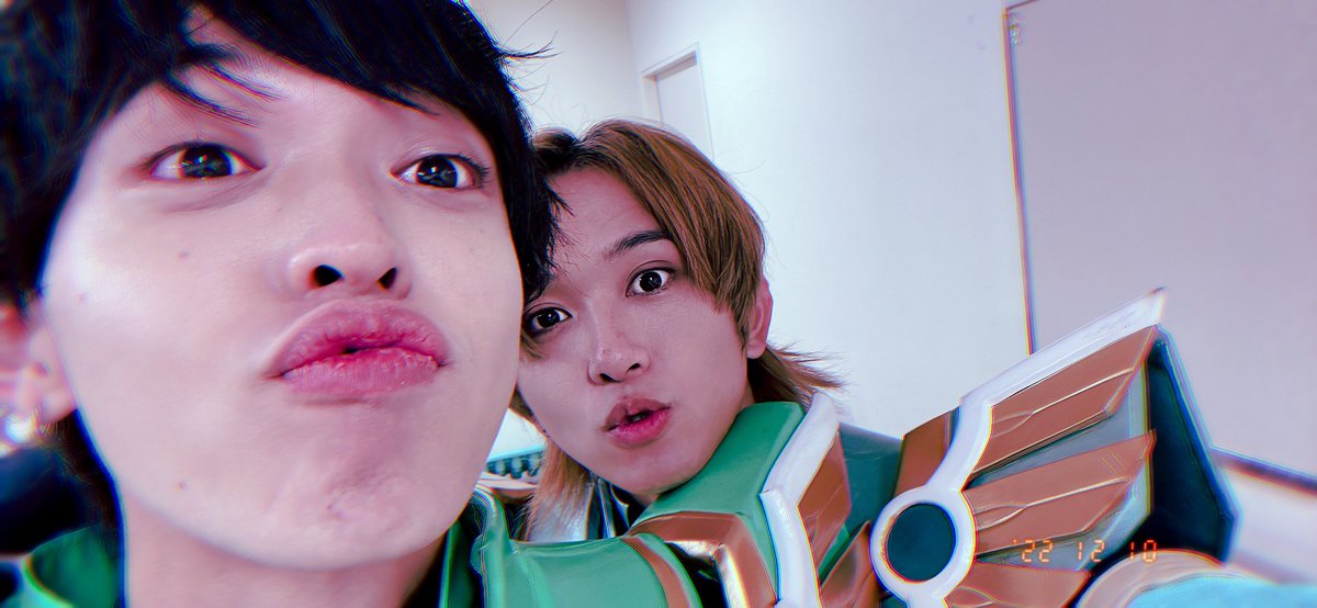 st19910406's tweet photo. ウニクス鴻巣にて
特撮Boyzフリーライブありがとうございます‼︎
なかば、埼玉のホームになりつつある鴻巣さん。
今日はユウジくんの復帰ライブでした🎆🎇
まだまだ6人で励んでいくぞー‼︎
今日もみんなありがとう‼︎
#特撮Boyz https://t.co/1yV37aCfBW
