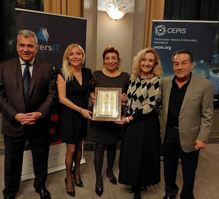 BThaberAnkara's tweet photo. TBD’ye CEPIS’ten ‘Altın’ sertifika

https://t.co/BQr6wv7Zue

@tbdmerkez #TBDKadınÇalışmaGrubu #CEPIS @CEPIS_Europe #DiversITCharter @bthaber https://t.co/wunqR4ii6y