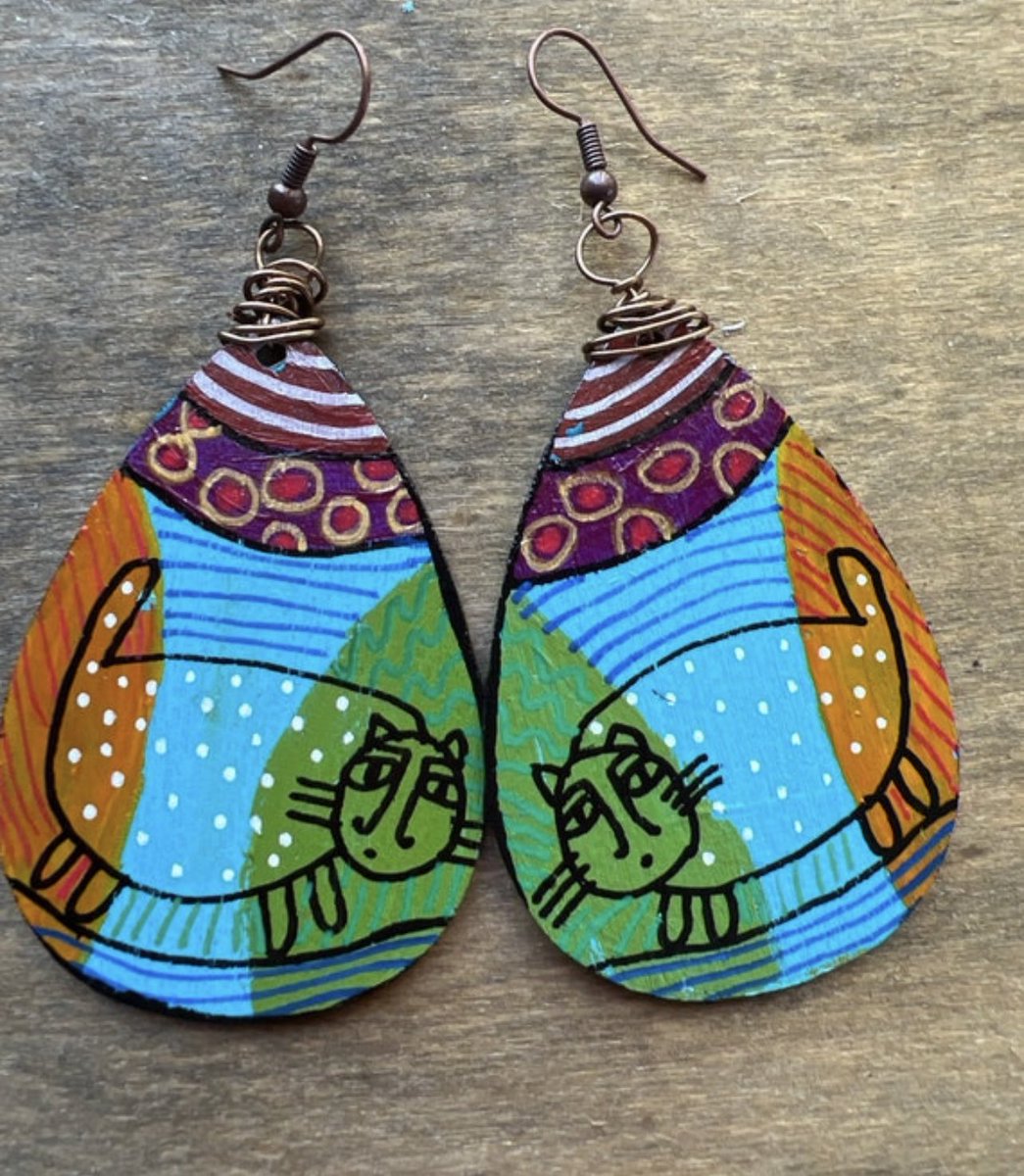 whimsyatwork's tweet photo. Come back to Etsy  @carlquintanilla &amp; check out my whimsical shop. You will be a holiday gift giving superhero! https://t.co/UqP4BNThHu https://t.co/1wONPkoN6V