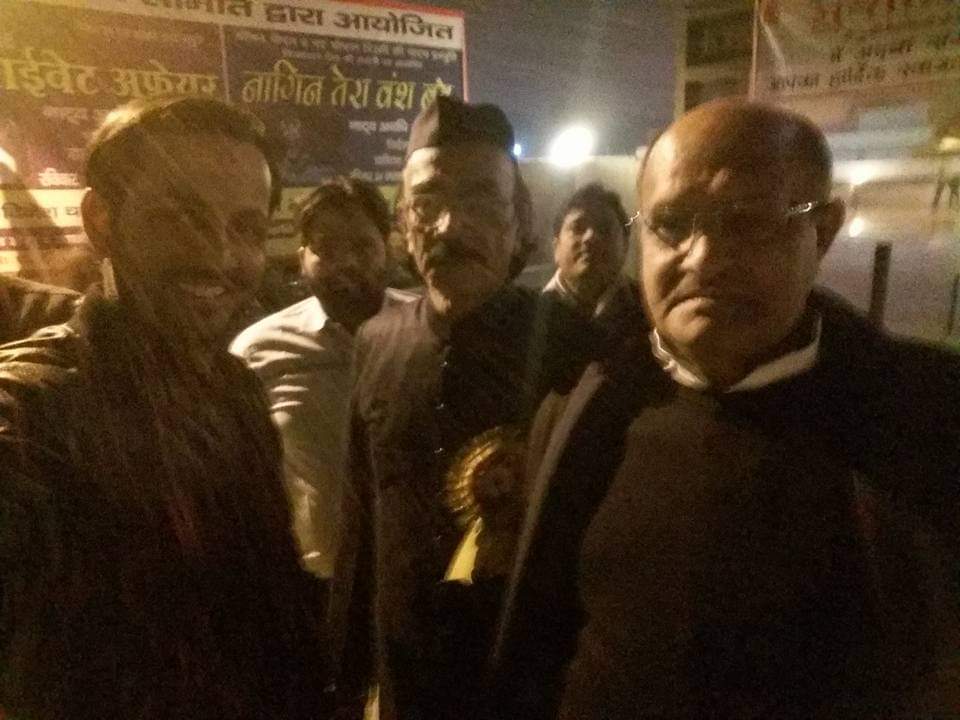 जनता दल-युनाइटेड के प्रधान राष्ट्रीय महासचिव,
भारतीय संसद के दोनों सदनों के सदस्य रह चुके,
पश्चिमी उत्तर प्रदेश के खांटी किसान नेता,
मेरे बहुत-बहुत प्यारे अंकल 
आदरणीय श्री <a href="/KCTyagiJDU/">KC Tyagi</a> जी को यौम-ए-पैदाइश के मुबारक मौक़े पर दिली मुबारकबाद÷)
🌹🌹💐💐🍫🍫
🎂🎂🥳🥳😍😍