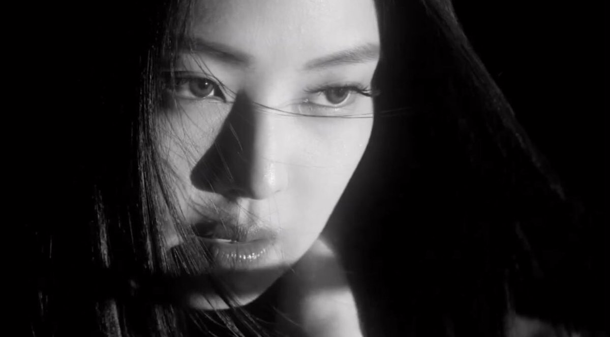 jennie pics tweet media