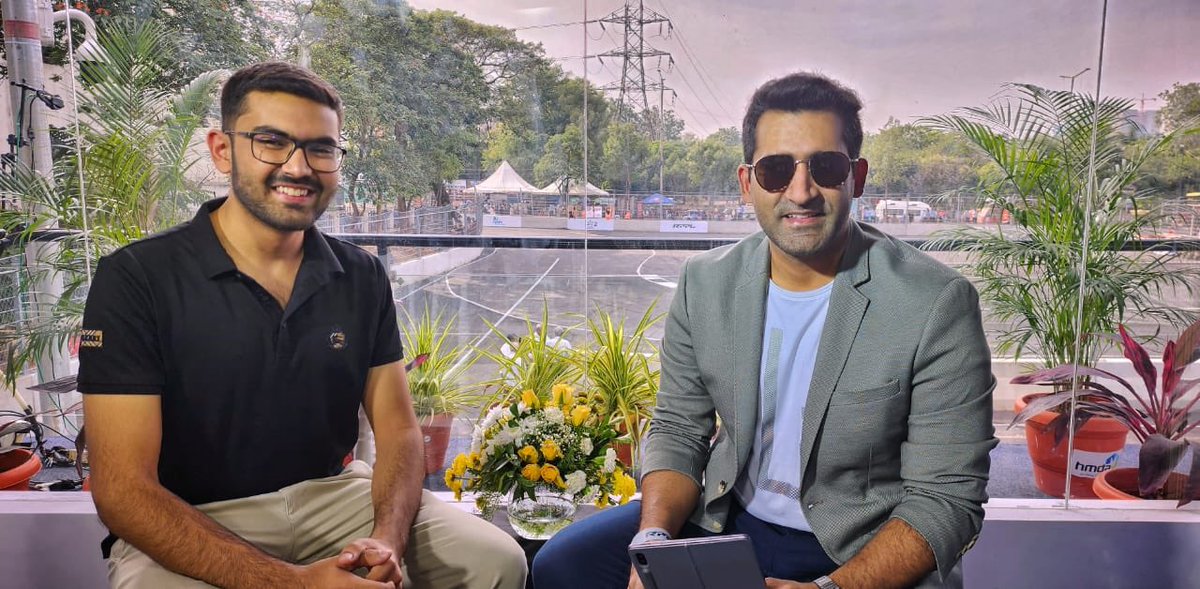 iamsoumilaroraa's tweet photo. We go live for coverage of the @Irlofficial1 at the mad Hyderabad Street Circuit at 1500 IST on @StarSportsIndia 2 and IRL’s YouTube! 

I share the studio with @suhailchandhok over the weekend! JOIN US! :)) https://t.co/SExRrOFGUl