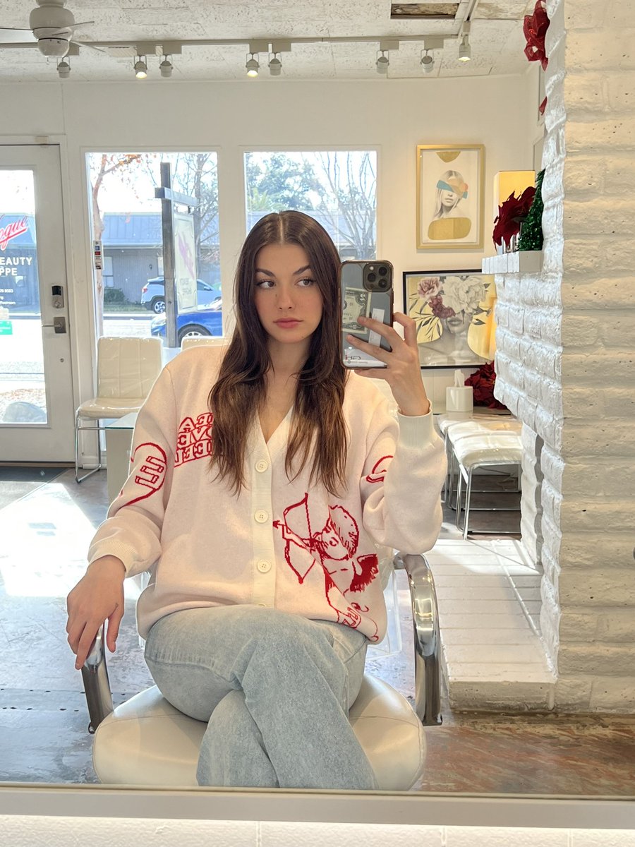 kaitllinnnn's tweet photo. I have to drop these here because I have a new identity https://t.co/pLEJjJ3Ab2
