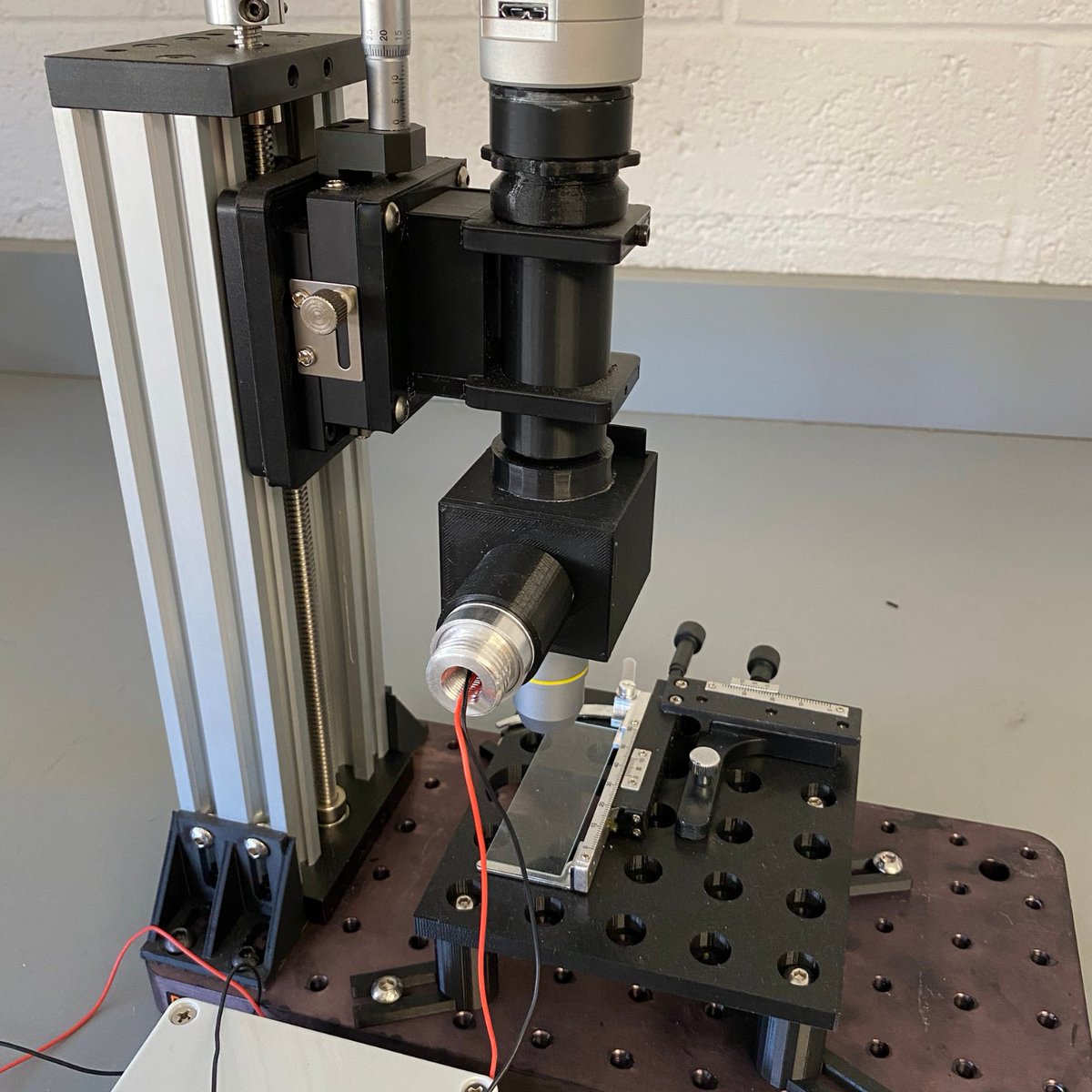 Prof. Jim Ryan has been designing and 3D printing parts for #neuroscience equipment for teaching students. The result? A #3dprinted epifluorescence microscope for imaging living neurons and parts for a 3-axis micromanipulator in ABS &amp; PLA. Thanks for choosing us! <a href="/HWSColleges/">HWS Colleges</a>