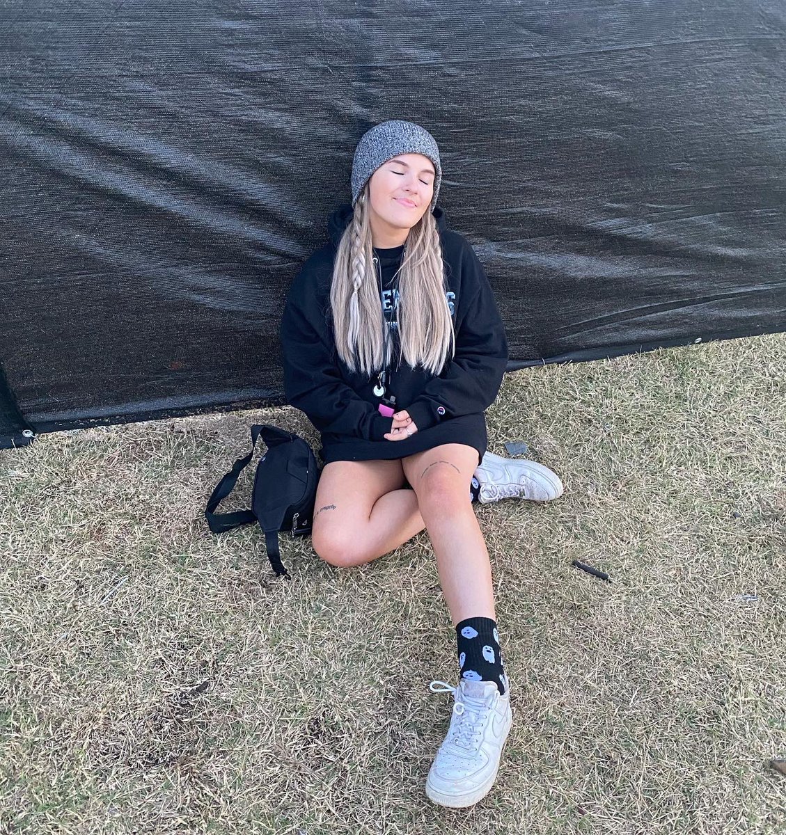 insta saw first. today marks 1 year since i had my stem cell transplant and beat cancer. so thankful and appreciate to everyone who was there for me. once again, FUCK CANCER