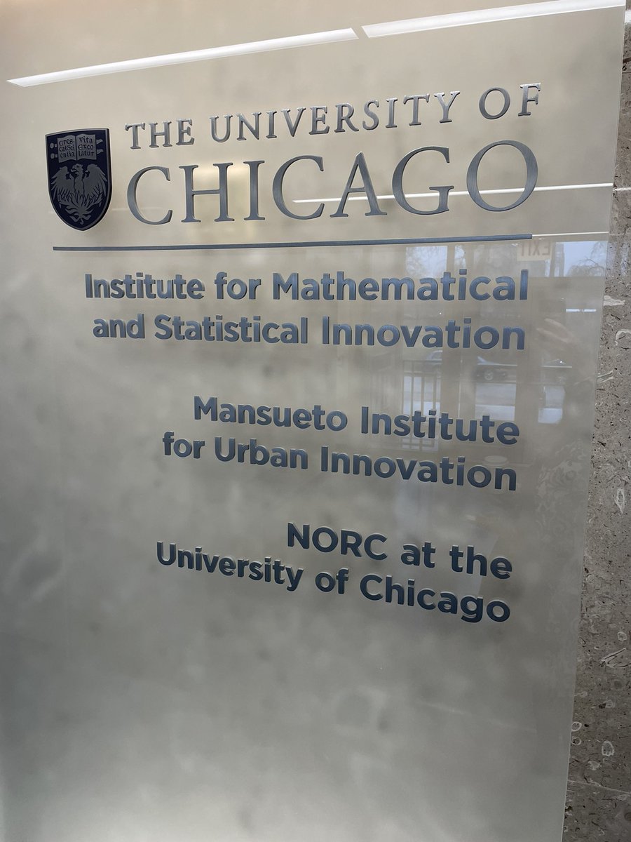 LauraUIRP's tweet photo. Great to visit @UChicago Institute for Mathematical and Statistical Innovation #imsi today for our #climatechange workshop, proud to serve on their advisory board with very brilliant scholars who love their #chalkboards https://t.co/KEBC0f2Q4n