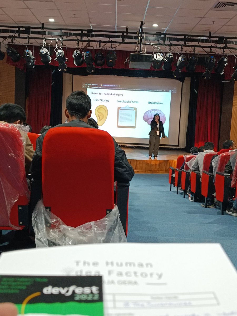 TheSuranaverse's tweet photo. Something interesting going on at #DevFestRnc π
@poojagera0_0 setting the stage on π₯ & taking the sessions to another lvl πͺ
#DevFest #DevFest2022 #gdgrnc #devfestranchi #theHumanIdeaFactory https://t.co/bgNbF6tXKk