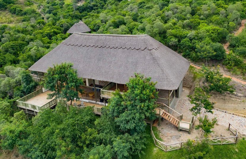 kikorongolodge's tweet photo. Sun out ☀️ 
Birds chirping 🕊 
Fresh coffee brewing ☕️ 

Check out our pinned tweet for the full #KikorongoChristmas offer for you &amp; your family this Christmas 🎄 🎅🏾 

Call 0789390350 to book!

https://t.co/TPxFx1xKrP

#Kikorongo 
#UgandaisStunning
#ExploreUganda https://t.co/g4BBhnzUdc