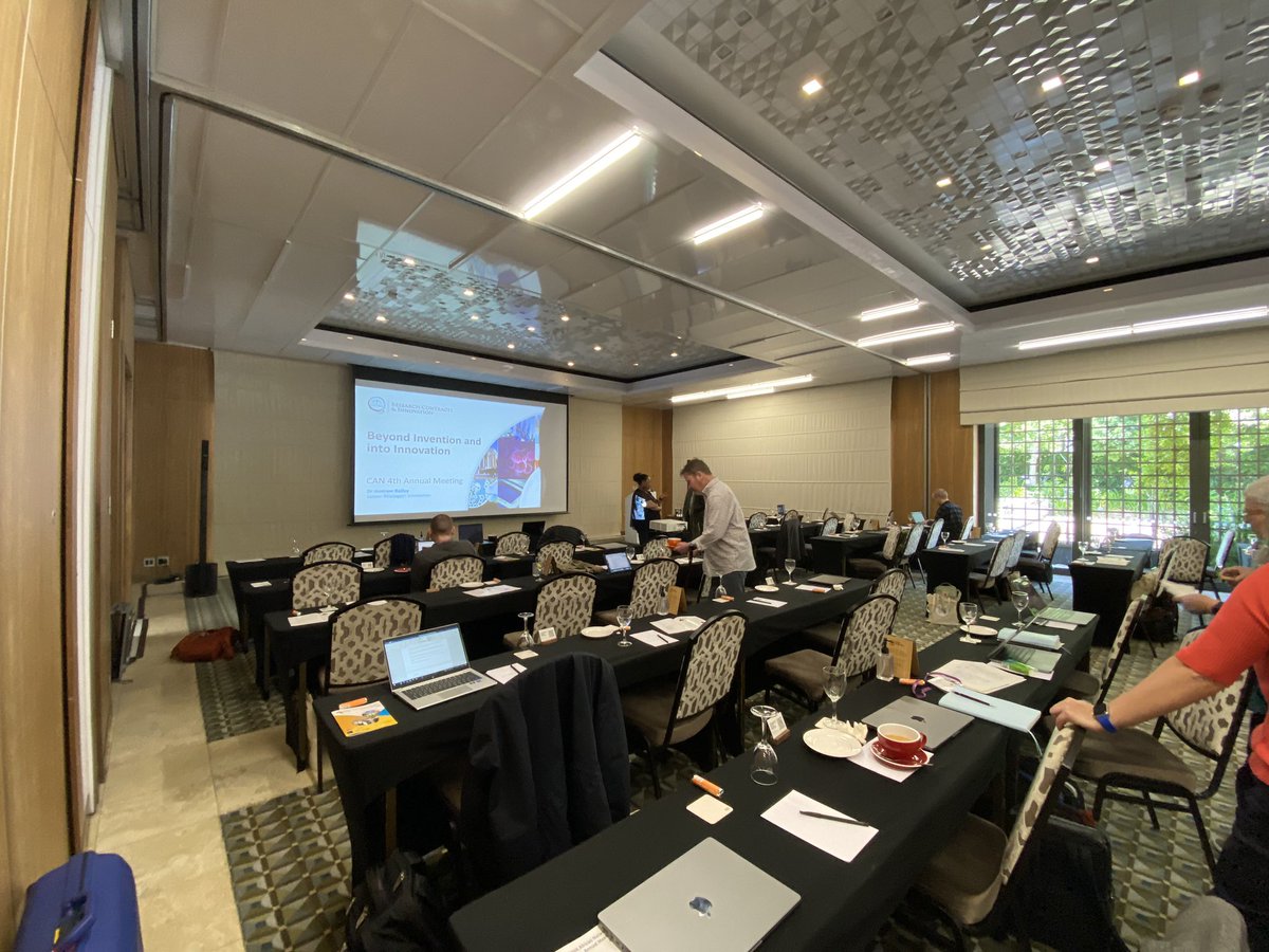 mandsmason's tweet photo. Had a fantastic time at the @CrickAfricanNet Annual meeting. Such fun to see everyone again and so good to hear the stories and see the progress happening here! Thanks to CAN and to @StellenboschUni and @UCTIDM for hosting. @MatiesResearch @UCT_news @UCTHealthSci https://t.co/wDXXjUNMNY
