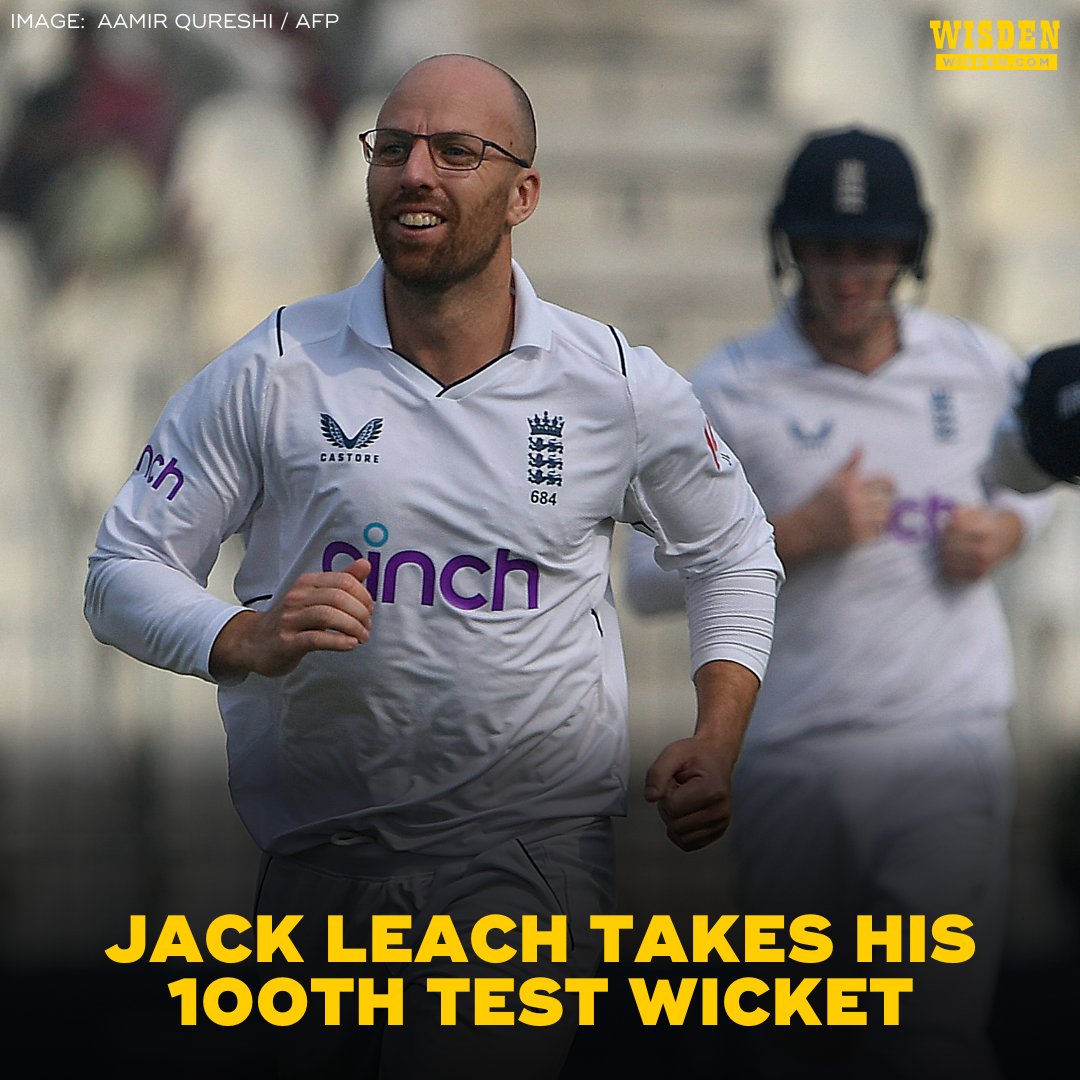 WisdenCricket's tweet photo. Earlier this morning Jack Leach became the 49th English cricketer to take 100 Test wickets 👏

#PAKvENG https://t.co/MzK3twnnXt
