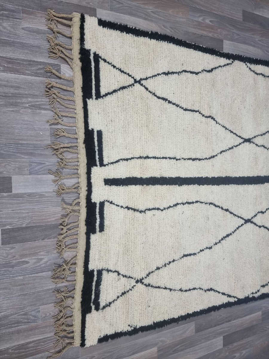 rohilsri1's tweet photo. Bohomian Wool Rug,Bohomian area Rug,moroccan wool rug,handmade rug,large area rug,moroccan area rug,Berber area rug,rugs,handmade home decor
#Rughandmade #BohomianWoolRugbohomian #Ruglarge #decor #wool #Rugberber #BerberstuffMorocco #EtsySeller
👉https://t.co/NHtJoww8U3 https://t.co/WVlsKZQQ8M