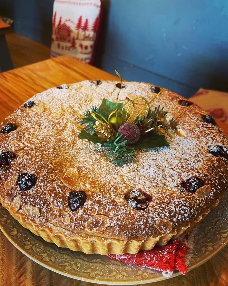 Mincemeat tart fresh out of the oven. I just love Christmas baking! 🥧 🎅🏻 🎄 #keswick #lakedistrict #supportlocal
