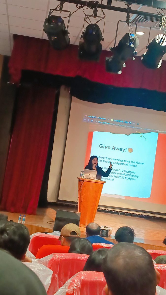 TiwaryAnwesha23's tweet photo. Finding excuses & feeling guilty for madeup excuses was my everyday practice.Set realistic expectations from myself which put me out of my comfort zone and also minimise the risk of failures.What an amazing session #theHumanIdeaFactory #DevFest #devfest2022 #gdgrnc #devfestRanchi https://t.co/2DtfqRDdd8