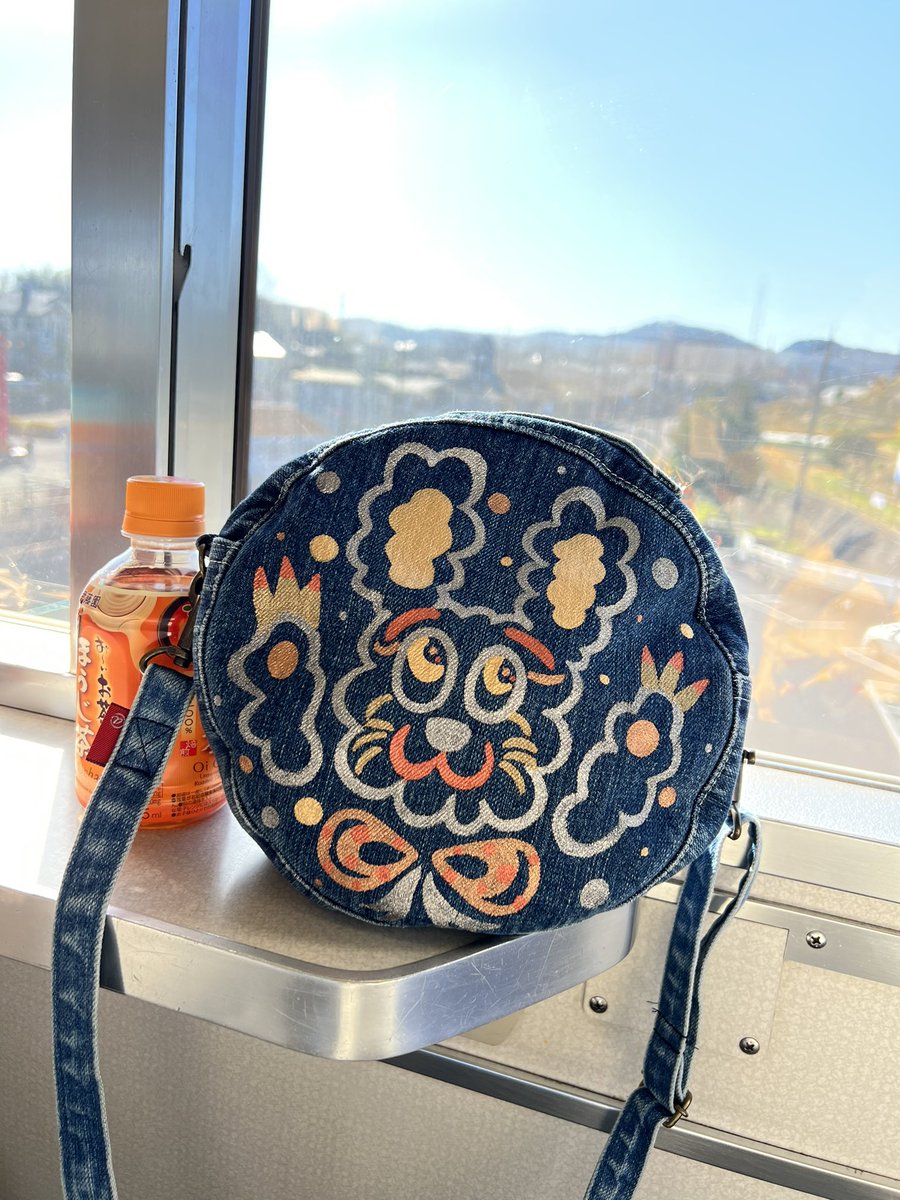 draco93ryu's tweet photo. 今日は可愛いうさぎちゃんポシェットをお供に秩父までプチ旅行。おむすび美味しかったな〜
@cogumazaa 
＠snacktomiko https://t.co/yDaXtVz1aY