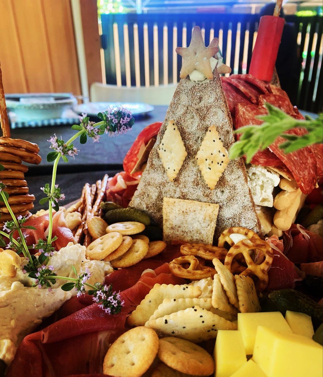 sweetpeeples's tweet photo. Getting all architectural for todayโs birthday party #charcuteriechalet #castlecake https://t.co/WEsTH6iD82